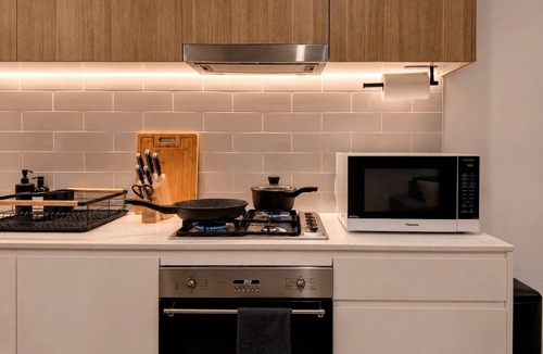 Mascot Apartment | Mascot Haven | Pet-Friendly Family Apartment w/ 2 Parking Near Sydney Airport