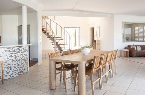 Noosaville House | Masthead Waters - Waterfront Home Private Jetty and Pool