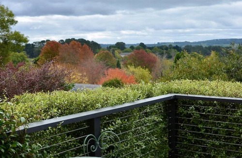 Moss Vale House | Mawson House Southern Highlands Views Calm Stylish