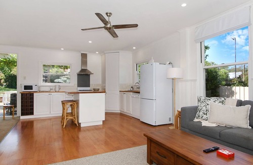 Beechworth House | McNamara House: Where history meets comfort in Beechworth's heart.