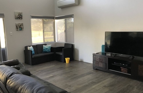 Dawesville House | Melros Beach GetawayDawesville W.A