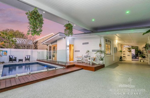 Miami House | Miami Beachside Beach House