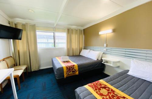 Morwell Hotel | Mid Valley Motel