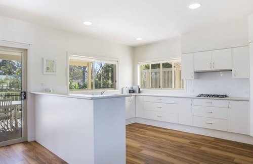 Mollymook Beach House | Mitchellmook in Mollymook