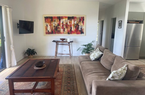 Newrybar Cottage | Modern 2 bedroom cottage , ocean views.