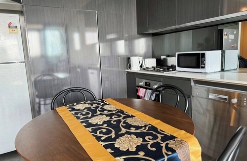 Wentworth Point Apartment | Modern 2Brs@ close2 Olympic park