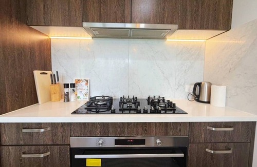 Rochedale House | Modern 4B Townhouse Spacious & Serene in Rochedal