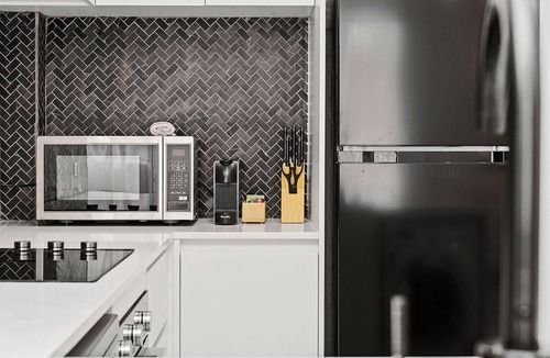 East Perth Apartment | Modern City Escape | Stylish 2BR Apartment