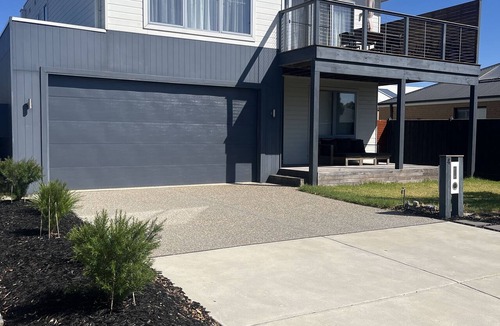 Cowes House | Modern Coastal Home
