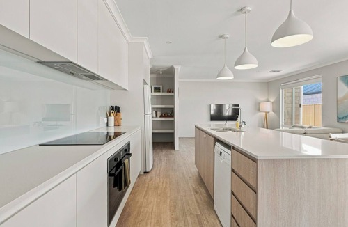 Dunsborough House | Modern Getaway in Dunsborough