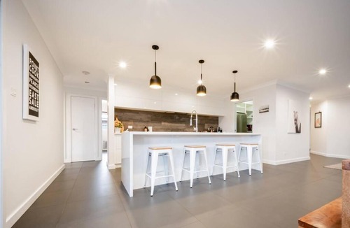 Newstead Apartment | Modern Home for large groups or families. Parking