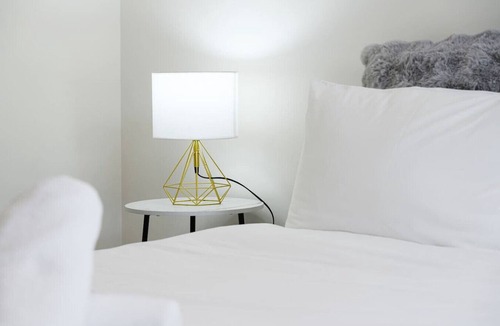 Marrickville Apartment | Modern Marrickville 2BR | 5 Min Walk to Train