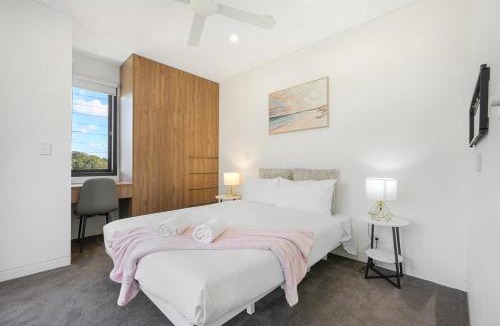 Marrickville Apartment | Modern Marrickville 2BR 5 Min Walk to Train