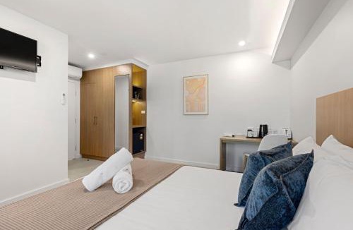 Callala Beach Hotel | Modern Queen Studio - 6 Mins to Callala Beach