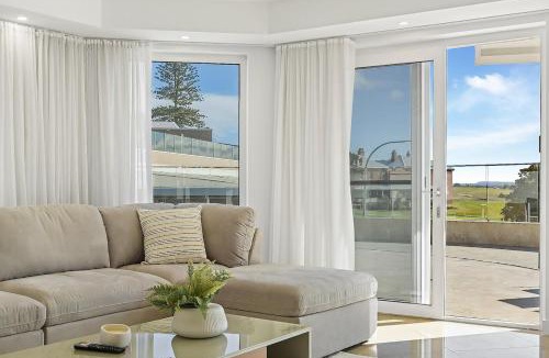 La Perouse Apartment | Modern Seafront Luxury, Steps from the Beach