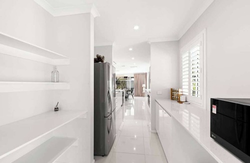 Werribee House | Modern Werribee Retreat Close Shops & Nature