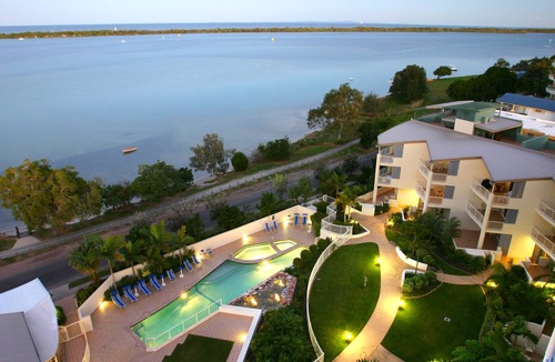 Golden Beach Apartment | Moorings Beach Resort
