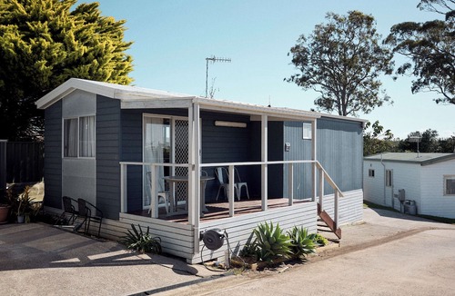 Mollymook Cabin | Morton A - Cabin with Views and Deck