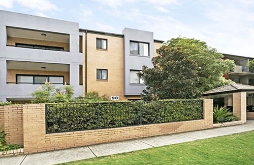 Coogee Apartment | MOUNT - Interior Designed, 5 Mins to Coogee Beach