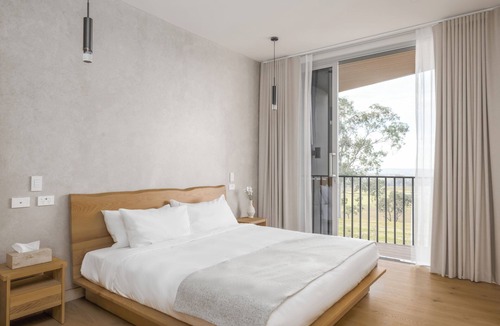 Mount View Apartment | Mount View Estate The Semillon Residence No. 1