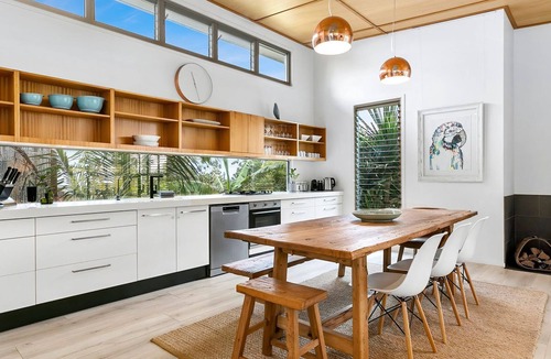 Noosa Heads House | Nairana Rest No. 9 Noosa Heads