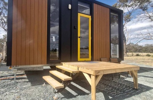 Girgarre Cabin | Nature Tiny House Getaway with Private Oasis Views in Girgarre, Australia