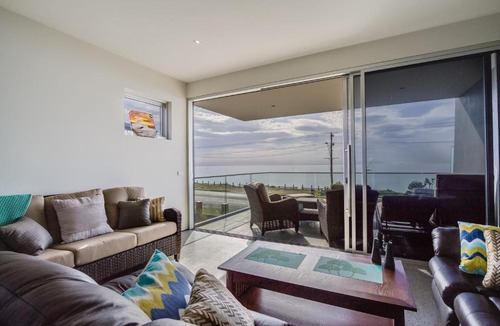Safety Beach House | Nautilus Villa Luxury Retreat, modern, large double beachfront townhouse, water views