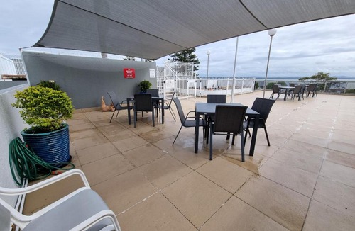 Nelson Bay Hotel | Nelson Towers Motel & Apartments