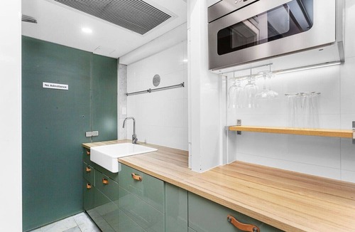 Northbridge Bed & Breakfast | Nest on Newcastle – E1