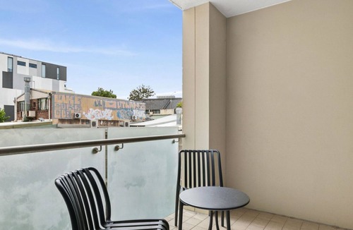 Cremorne Apartment | NEW 3 Bedroom Apartment in Cremorne !