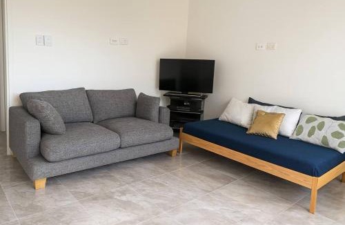 Clayfield Villa | New Luxury Private Unit Near Brisbane Airport & CBD