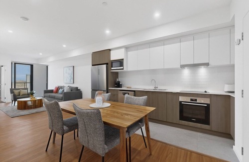 Cannington Apartment | Newly Built Apartment with Private Parking