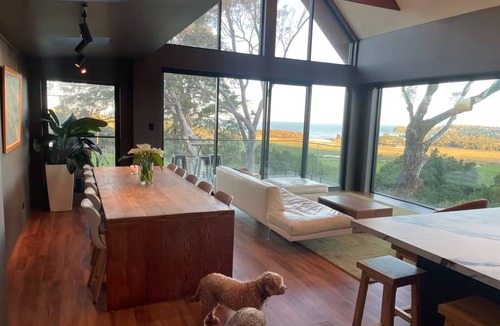 Gerringong House | Newly Renovated Heritage Schoolhouse with Ocean Views