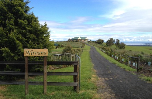 Woolamai House | Nirvana House Farm Stay in Woolamai with incredible 360 degree views