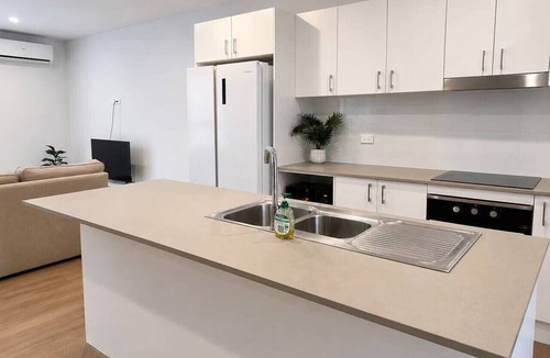 Pimpama House | No.21 3B Pimpama Home