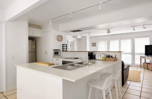 Noosaville Apartment | Noosa Family Resort with 3 Pools