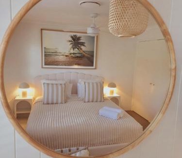 Noosaville Villa | Noosa - Private Villa - Tropical Resort
