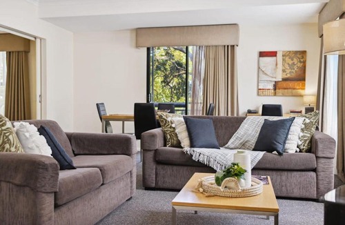 Northbridge Apartment | Northbridge Exclusive Guest Nest