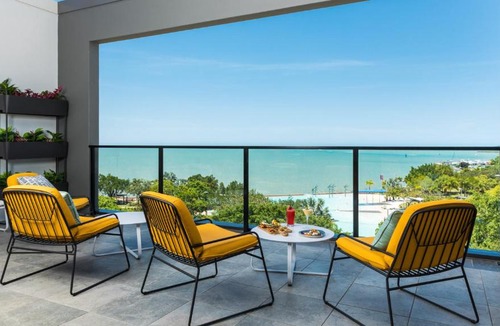 Cairns Central Business District Hotel | Oaks Cairns Hotel