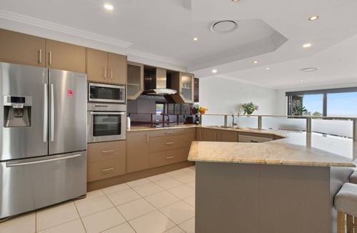 Salamander Bay House | Oasis at Salamander Bay, 10 Raymond Ave - Boat Parking, WiFi, Air Con, Water Views