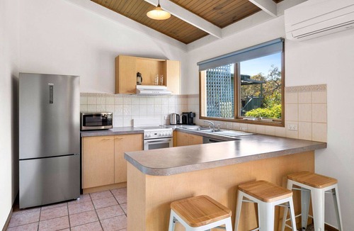 Anglesea House | Oasis on Weir