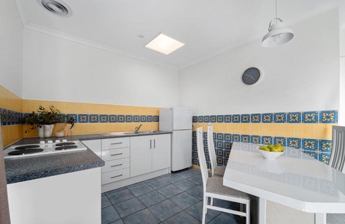 West Beach Apartment | Ocean Breeze at Esplanade Apartments