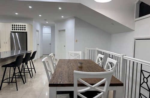 Diamond Beach House | Ocean Breezes & Beach Days Await at Sapphire by the Sea