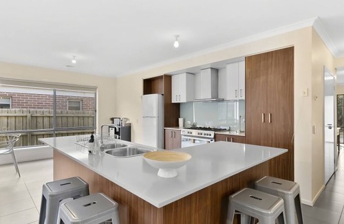 Torquay House | Ocean View Crescent 59 Torquay Pet Friendly