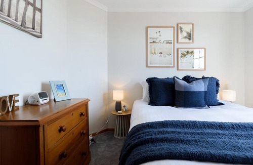 Greens Beach House | Ocean View Retreat at Greens Beach