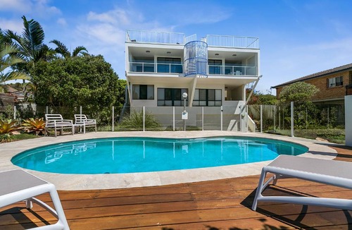 Marcus Beach House | Ocean View Villa Marco @ Marcus Beach