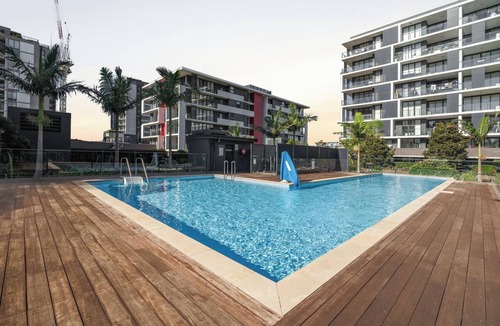 Wollongong CBD Apartment | Ocean Views | Walk to Beach, Dining & Stadiu