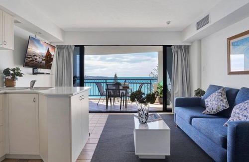 Golden Beach Apartment | Oceanfront Resort: Heated Pool & Spa