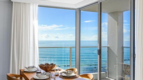 Forster Apartment | Oceanic 26