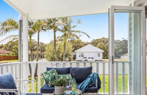 Windang House | Oceans Escapes @ Windang